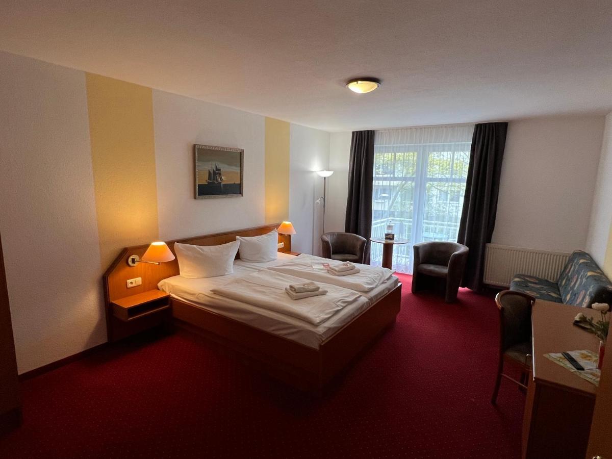 Hotel Poseidon Kuehlungsborn Luaran gambar