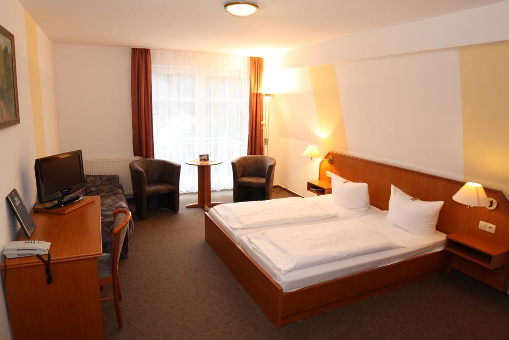 Hotel Poseidon Kuehlungsborn Bilik gambar